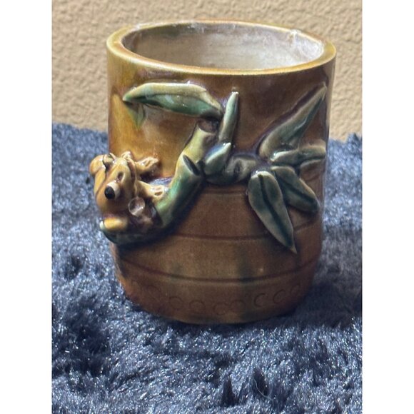 Vintage Pottery Ceramic Planter Frogs & Bamboo  Vase - Picture 1 of 10